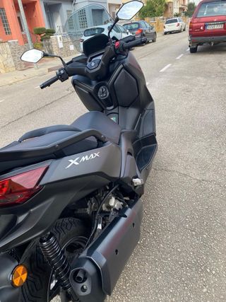 Yamaha XMAX 300 2024