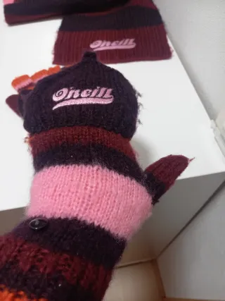 Conjunto O'Neill: Bufanda y Guantes
