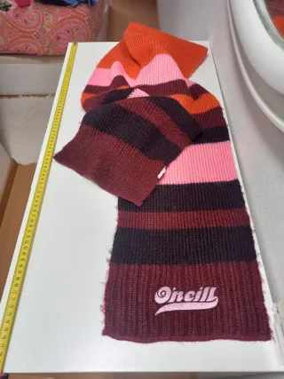 Conjunto O'Neill: Bufanda y Guantes