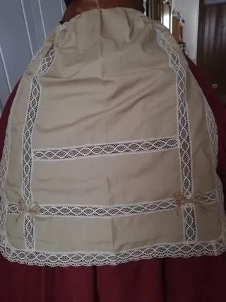 Falda y delantal  Regional  Sin Estrenar. Huertana