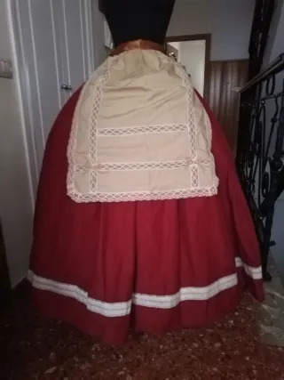 Falda y delantal  Regional  Sin Estrenar. Huertana
