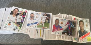 200 cromos Liga Este 23-24 sin repetir