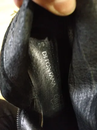 Botas altas de piel negras talla 38