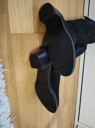 Botas altas de piel negras talla 38