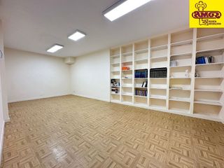 Oficina en venta en Ensanche - Sar en Santiago de Compostela