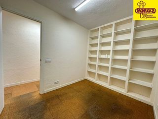 Oficina en venta en Ensanche - Sar en Santiago de Compostela