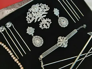 Aderezo de fallera a estrenar