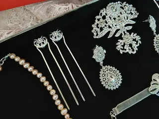 Aderezo de fallera a estrenar