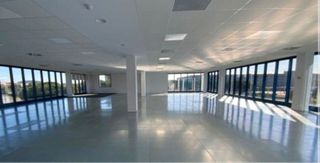 Oficina en alquiler en Zona Industrial en Prat de Llobregat, El