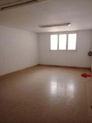Local comercial en alquiler en Centre en Badalona