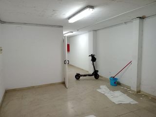 Local comercial en alquiler en Centre en Badalona