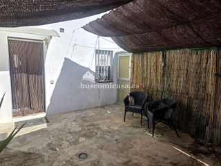 Casa adosada en venta en Ctra. Circunvalación - La Magdalena en Jaén