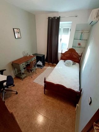 Casa adosada en venta en Ctra. Circunvalación - La Magdalena en Jaén