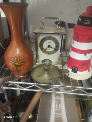 Portacandele sveglia in legno dipinto