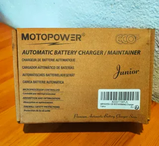 Cargador Batería Coche 12V Automático