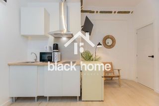 Estudio en alquiler en La Malva-rosa en Valencia