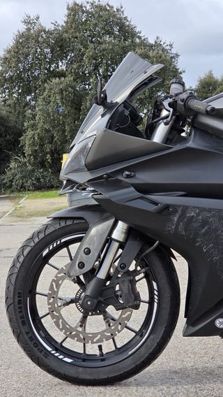 Yamaha YZF R125