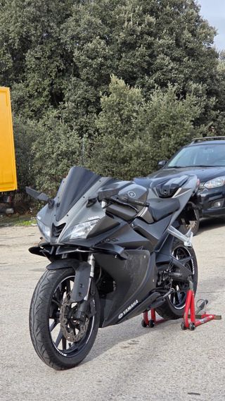 Yamaha YZF R125