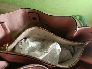 Bolso Tote marca Guess