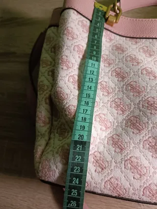 Bolso Tote marca Guess