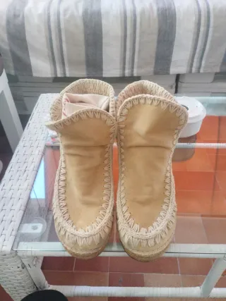 Botas MOU Beige