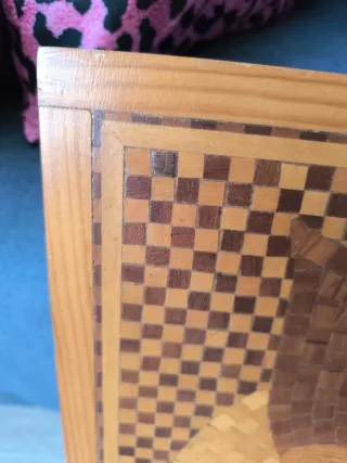 Cuadro de madera loro