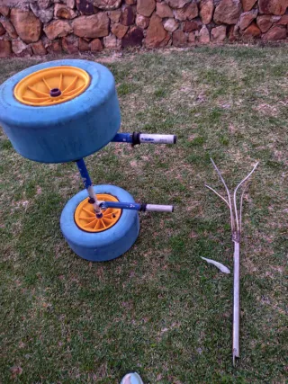 Kayak Amarillo con Asiento y Baterías