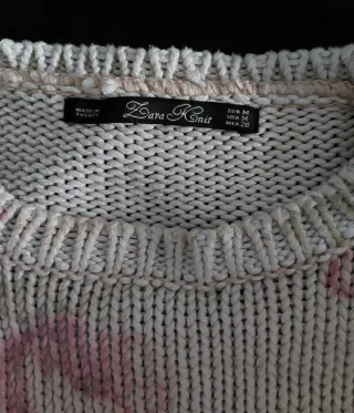 Jersey estampado floral de Zara