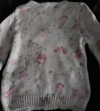 Jersey estampado floral de Zara