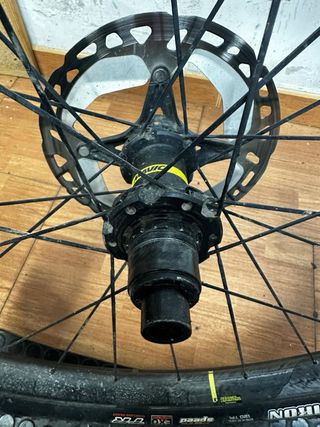 MAVIC CROSSMAX CARBON RUEDAS