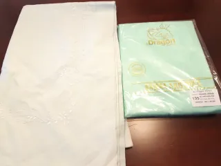 Juego Sábana Encimera y Bajera Bordada Ancho 2,20