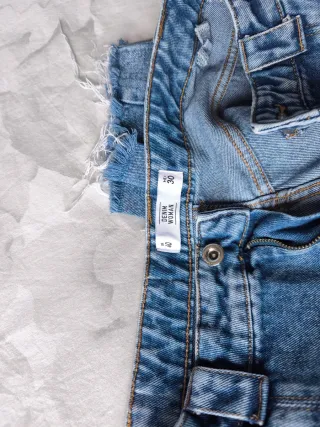 Pantalón vaquero corte tipo mom