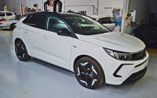 OPEL GRANDLAND 1.6T PHEV GSE 300CV