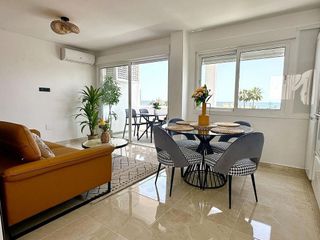 Piso en venta en Playa de los Boliches en Fuengirola
