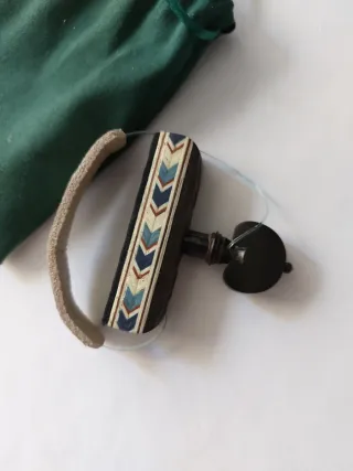 Cejilla artesanal de Ébano con Taracea