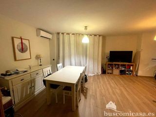 Piso en venta en Linares