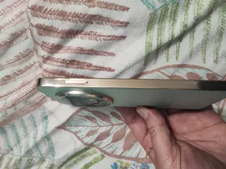 Teléfono Móvil Xioami 15 Ultra verde.