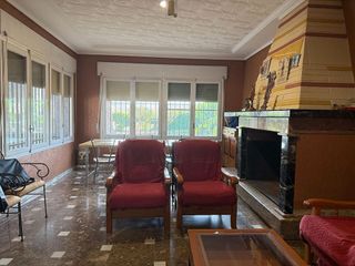 Chalet en venta en Novelda