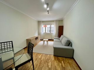 Piso en alquiler en El Llano en Gijón