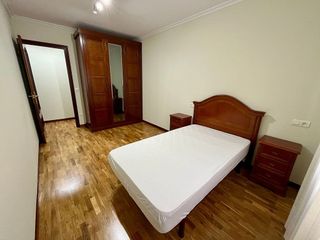 Piso en alquiler en El Llano en Gijón