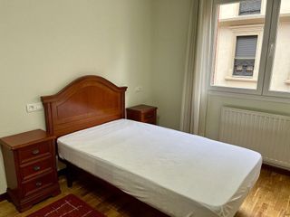 Piso en alquiler en El Llano en Gijón