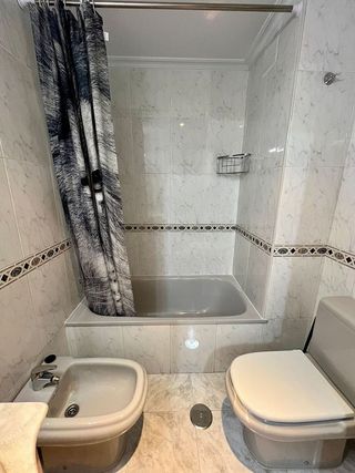 Piso en alquiler en El Llano en Gijón