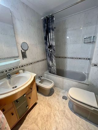 Piso en alquiler en El Llano en Gijón