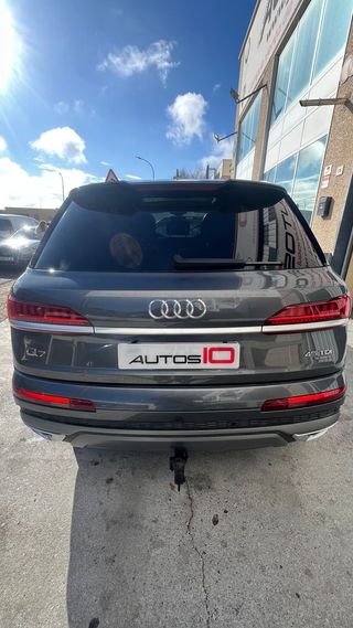 Audi Q7 45tdi s line 7 plazas
