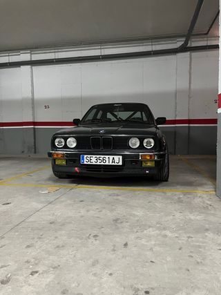 BMW E30 325i 1986