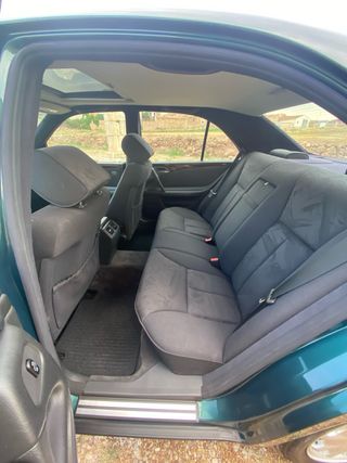 Mercedes-Benz E280 ELEGANCE Automatico