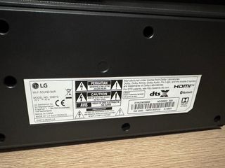 Barra de Sonido LG + Altavoces Inalámbricos