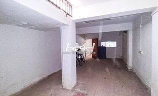 Local comercial en venta en El Castell en Burjassot