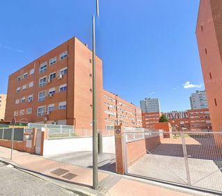 Garaje en venta en Parla Este en Parla