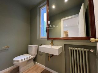 Chalet en alquiler en Piovera - Conde Orgaz en Madrid